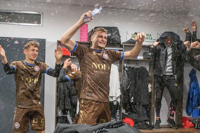 撬动出更高 撬动出更高